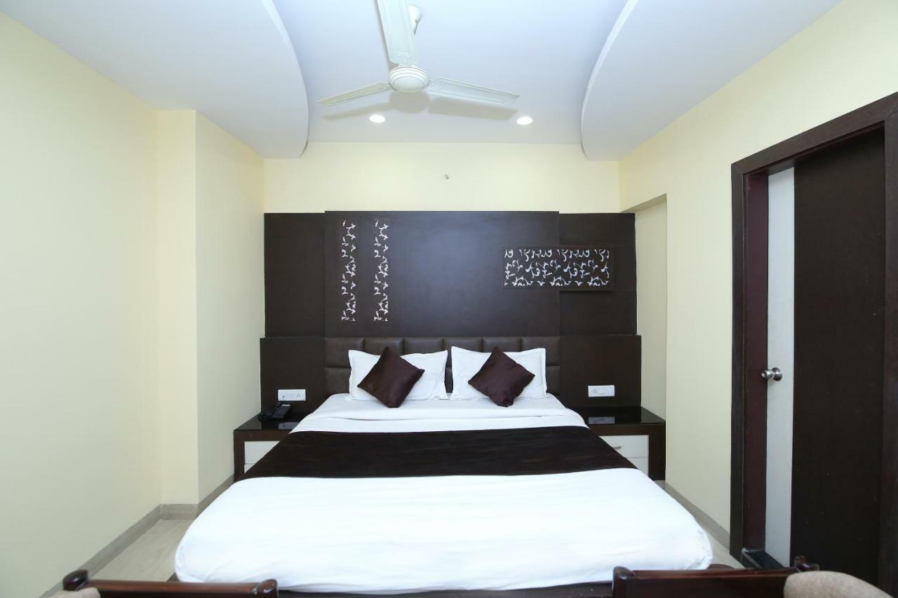 Hotel Rahul Jabalpur Ngoại thất bức ảnh