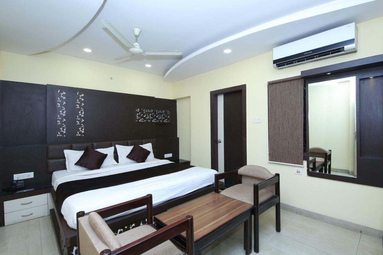 Hotel Rahul Jabalpur Ngoại thất bức ảnh