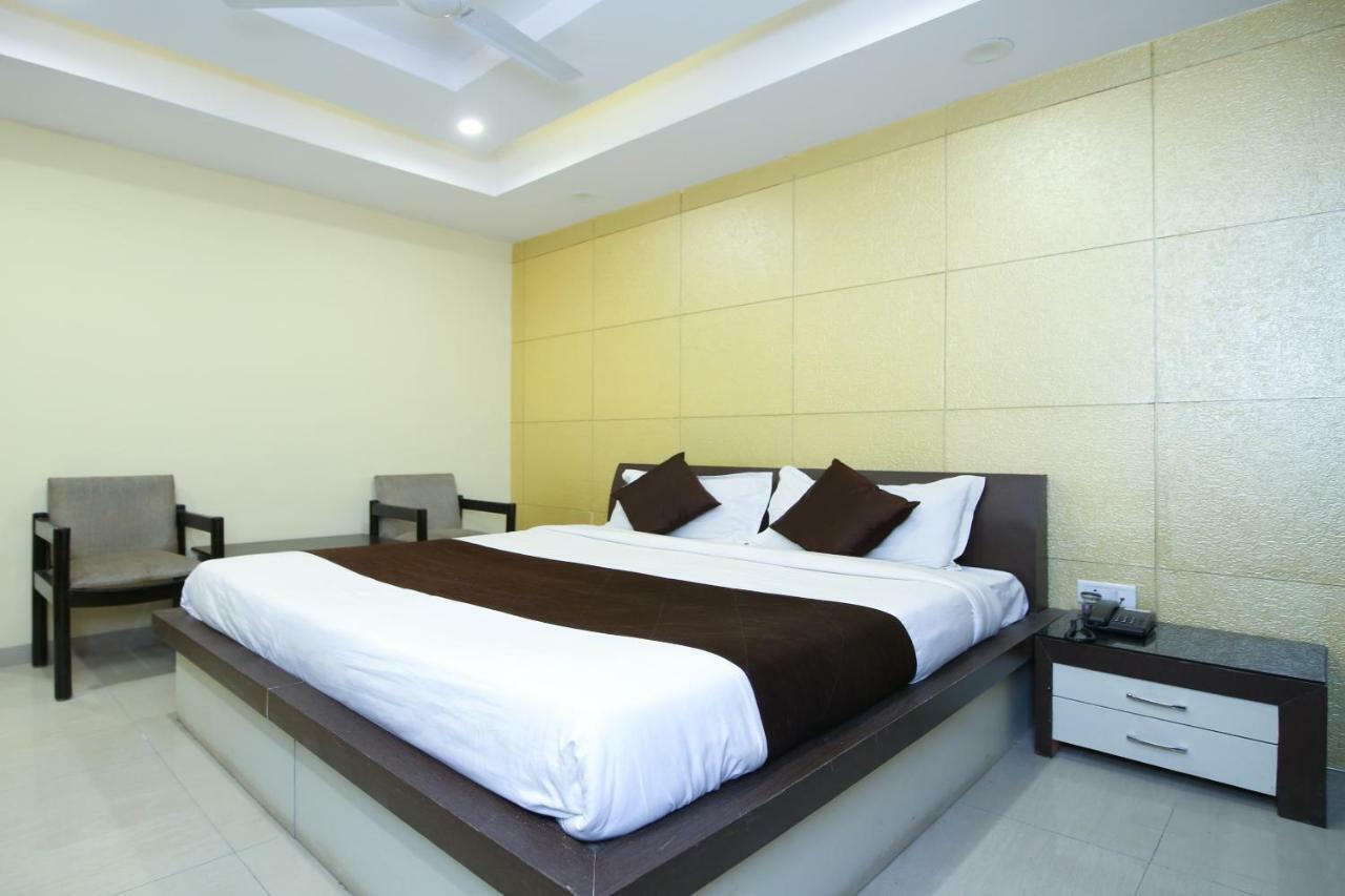 Hotel Rahul Jabalpur Ngoại thất bức ảnh
